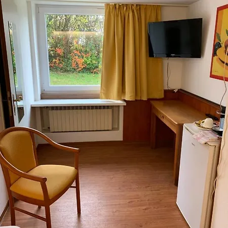 Penzion Gaestehaus An Der Rheinbruecke