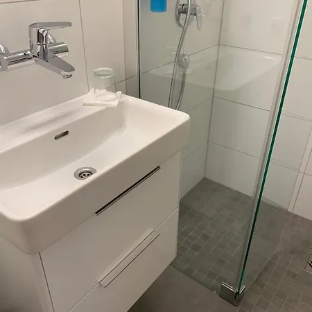 Gaestehaus An Der Rheinbruecke Penzion