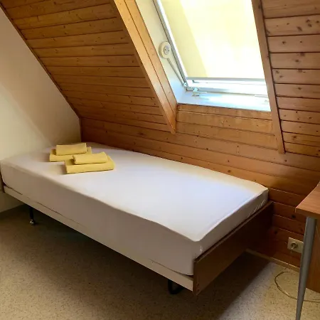 Penzion Gaestehaus An Der Rheinbruecke